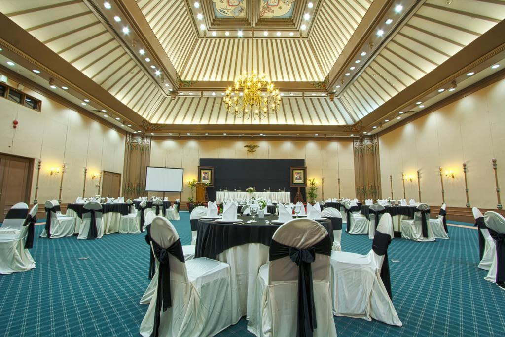 Hotel Sahid Jaya Solo Exterior photo