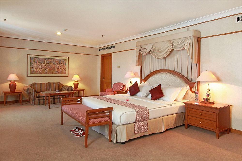 Hotel Sahid Jaya Solo Exterior photo